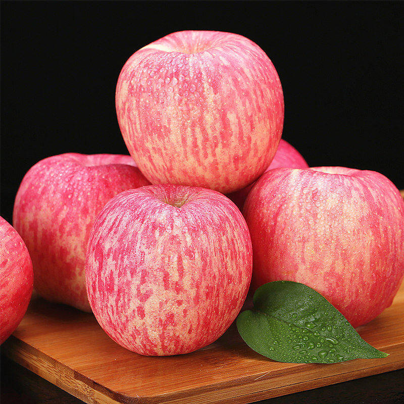 西域美农 水晶红富士苹果图片