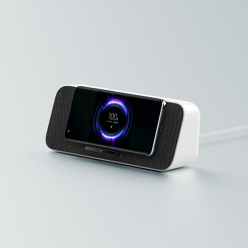 小米无线充蓝牙音箱，支持Qi充电协议的智能音响