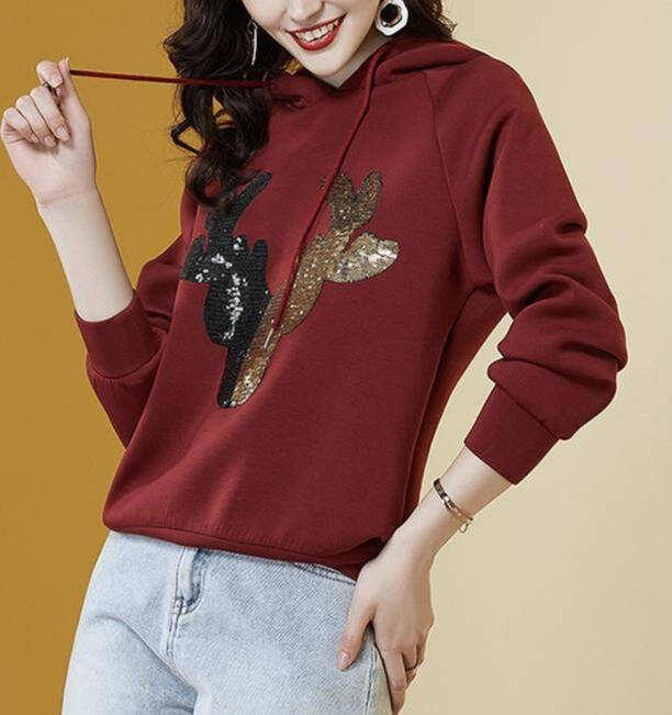 三四十岁女人,多穿这样的卫衣,休闲又优雅减龄
