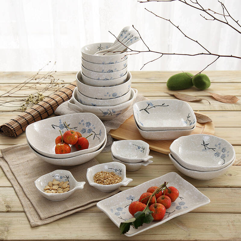 樱之歌 日式釉下彩陶瓷餐具套装图片