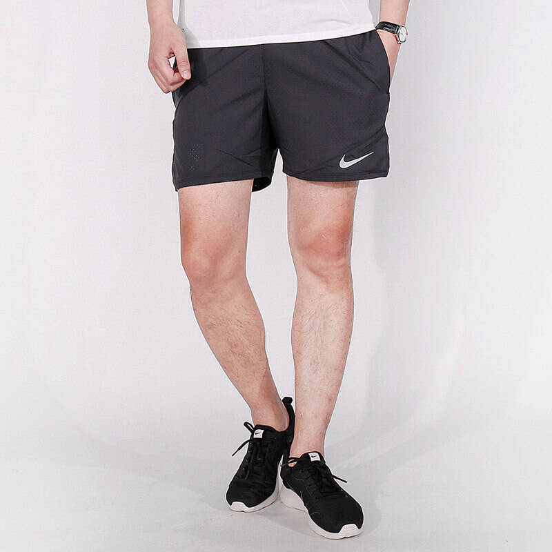 Nike 透气运动休闲梭织运动短裤