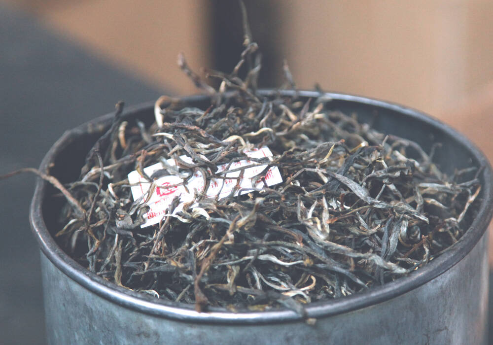 严肃的聊聊普洱茶 篇一:什么是普洱茶