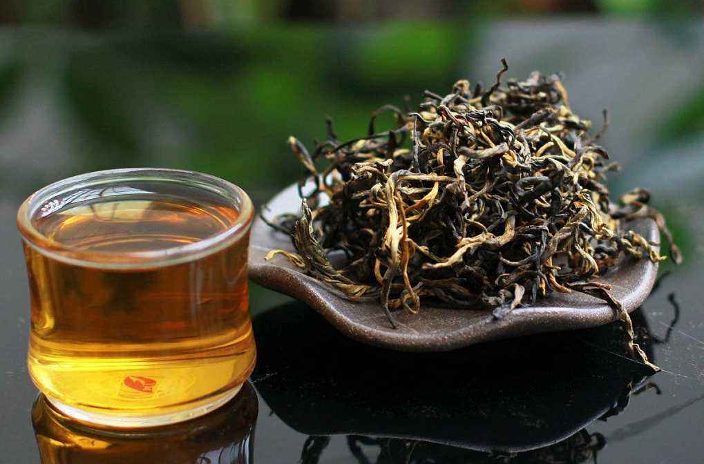 正确认识茶之“酸”，学会辨识区