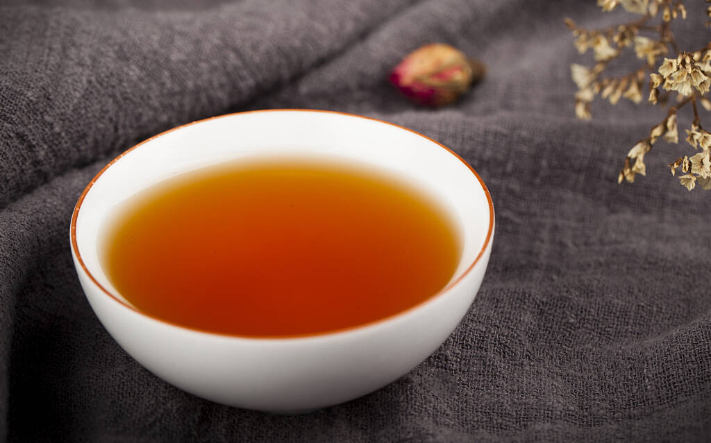 健康饮茶有讲究，纠正饮茶误区，