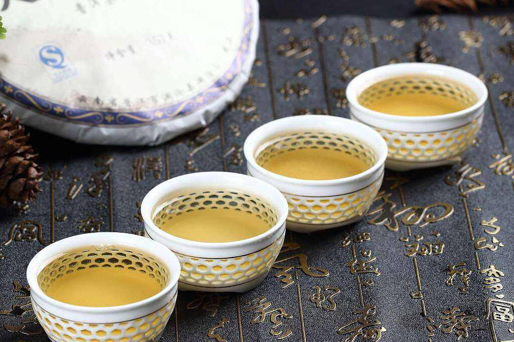 普洱分生茶、熟茶,分老茶、新茶