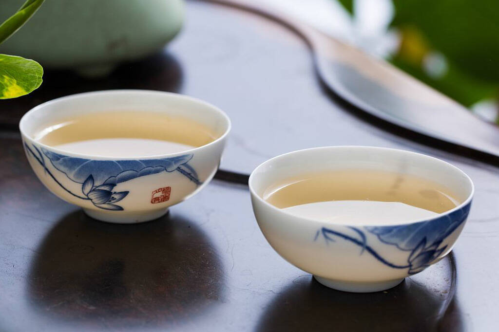 老白茶是岁月的馈赠，到底放几年