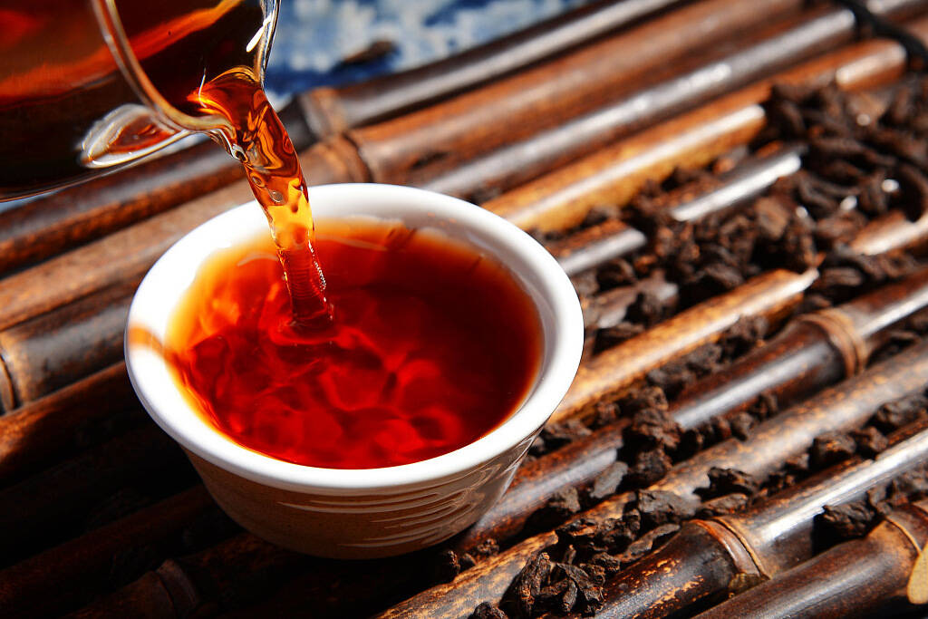 一片树叶的蜕变：普洱茶的精加工
