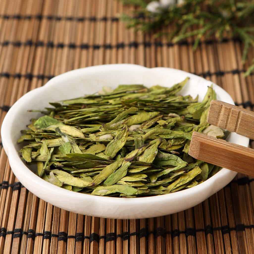 夏饮绿茶正当时，绿茶为什么不能