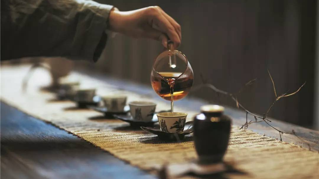 换季怎么喝茶？悄悄告诉茶友们，