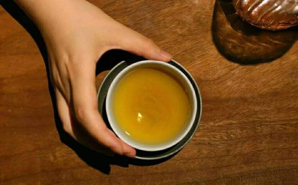 冰岛普洱茶真假如何辨别，几点技