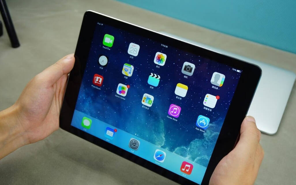 苹果上架两款iPad 新..