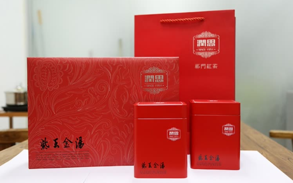 茶香悠长，在宁静中翩翩起舞宛若