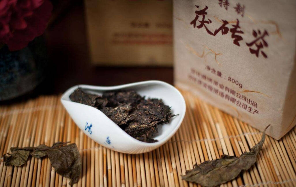 黑茶，是一種健康飲品，有著獨特的口味和與衆不同的個