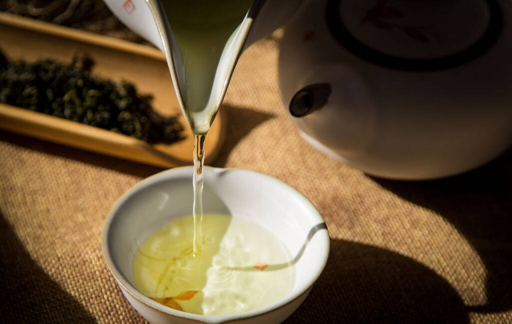 泡一壶好茶，享一丝静谧美好的时