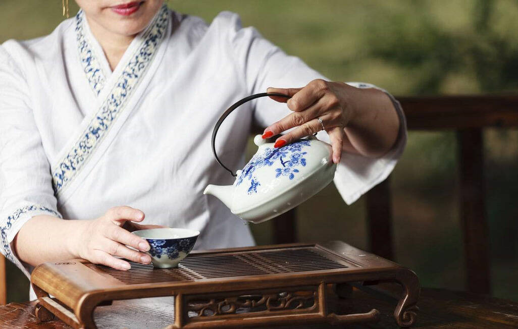 存放白茶，从新茶到老茶，感受日