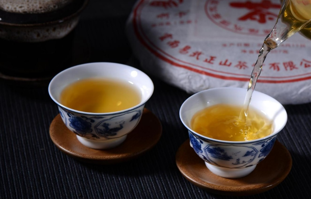 单凭古树茶耐不耐泡一点来鉴别古