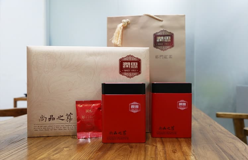 茶香悠长，在宁静中翩翩起舞宛若