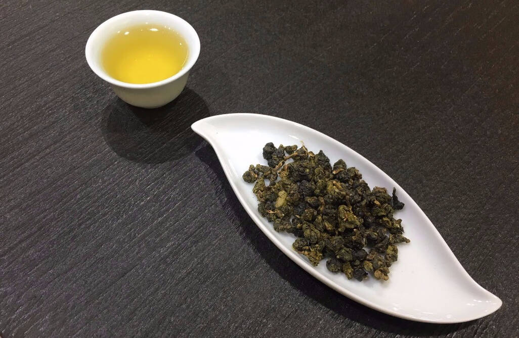 茶在中国已经有了上千年的历史，中国的茶叶在世界上都