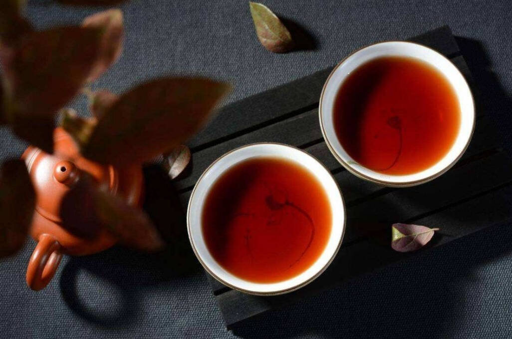 藏一批六堡茶，与岁月同行，陪自