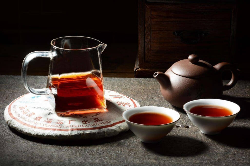 喝普洱茶容易饿，真的在刮油减肥