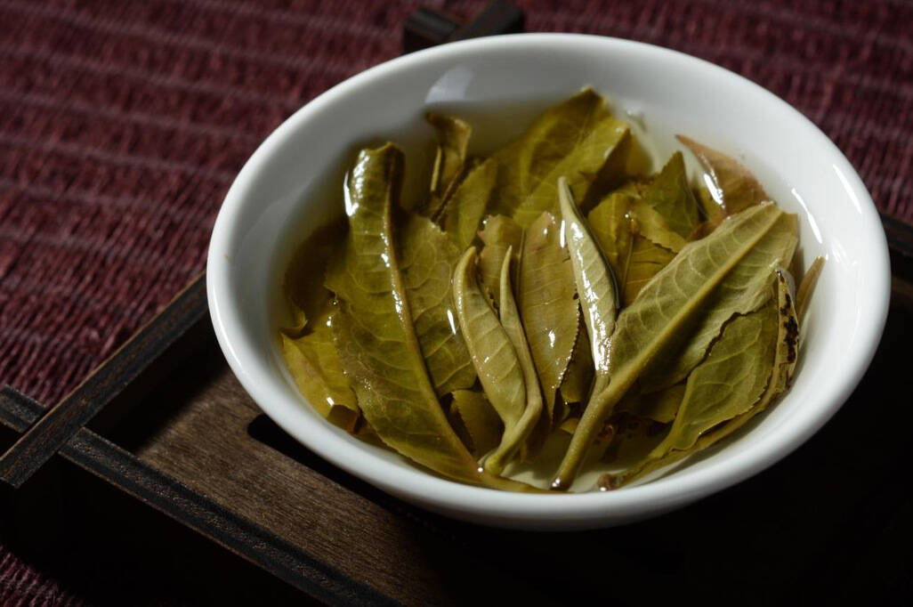 易武茶竟然能喝到苦涩味，是喝到