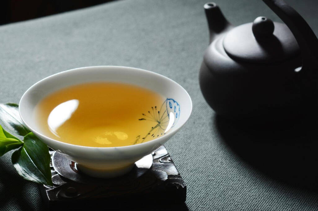 为什么喝完普洱茶，总感觉饥肠辘