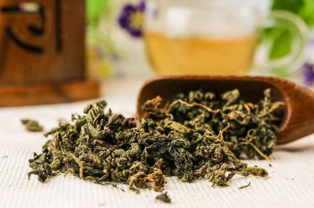 有一种惬意是一人品茶，感受独处