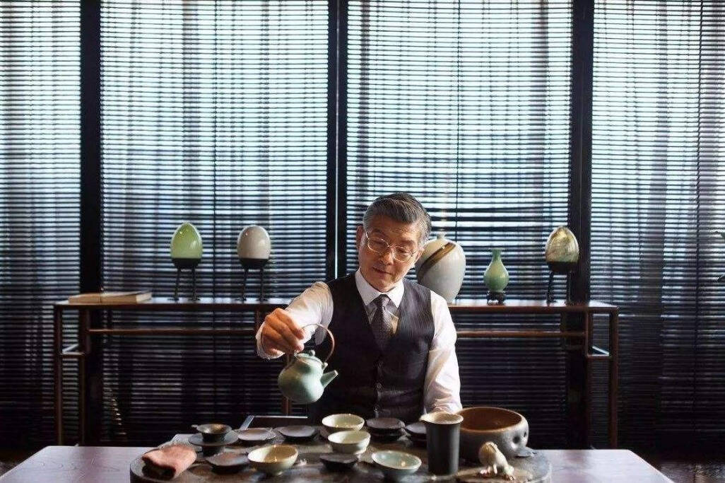 人到中年，为什么都爱喝茶？是否