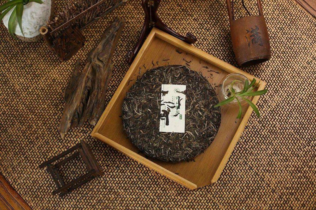 春茶季到了，一段时间后各种“古树”就会满天飞了。可