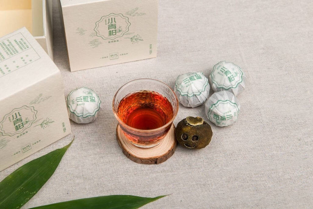 當下的茶葉界中，最火熱的莫過于小青柑了，它小巧玲珑
