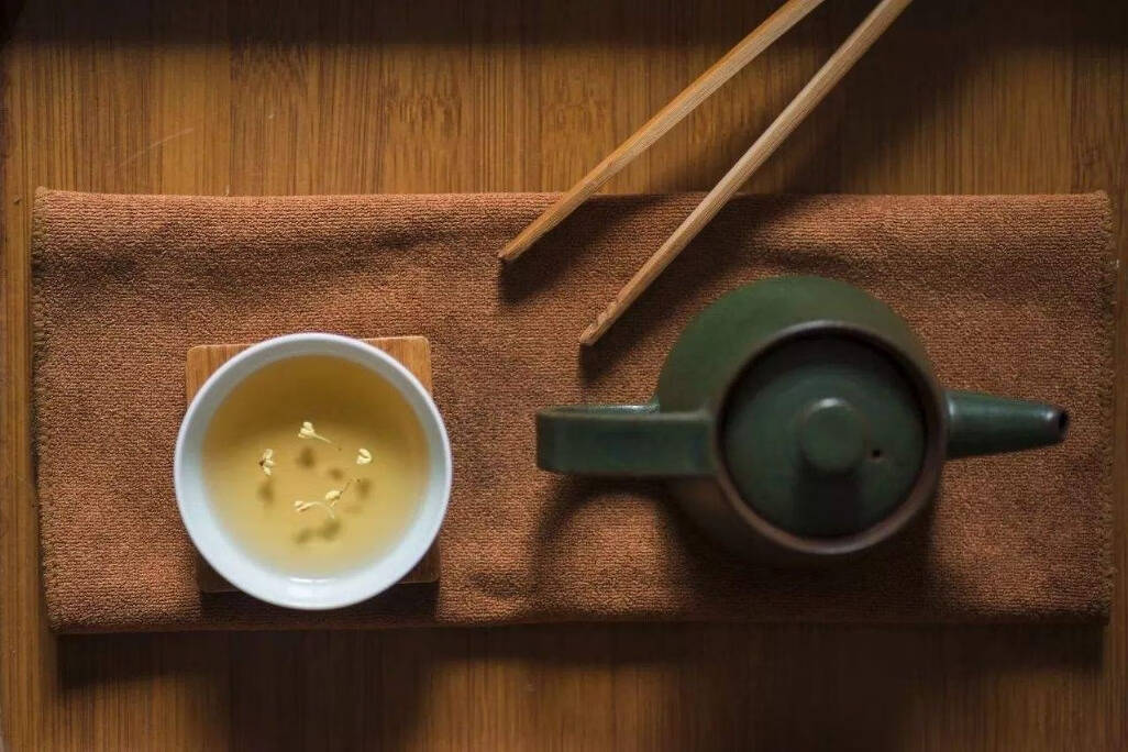 人世紛華，滿眼是沙，物欲縱橫的時代，如何才能保持自