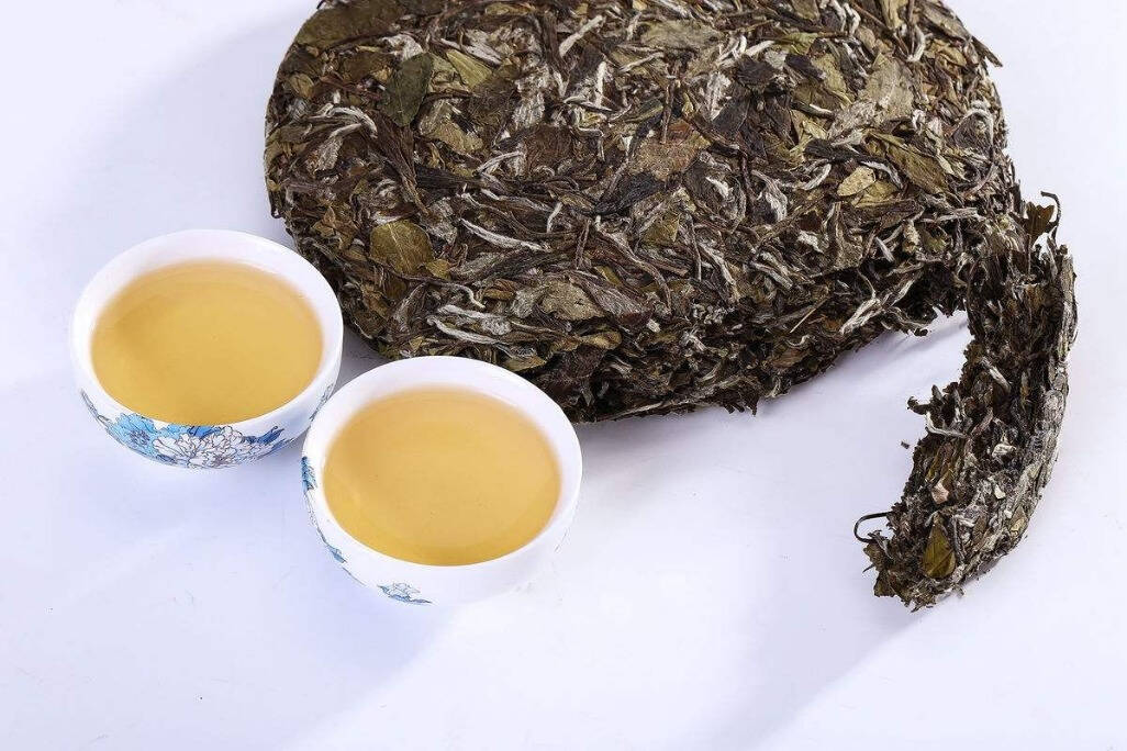 福鼎白茶的興起不過近十年，如果懷著鈎沈之心或追憶之