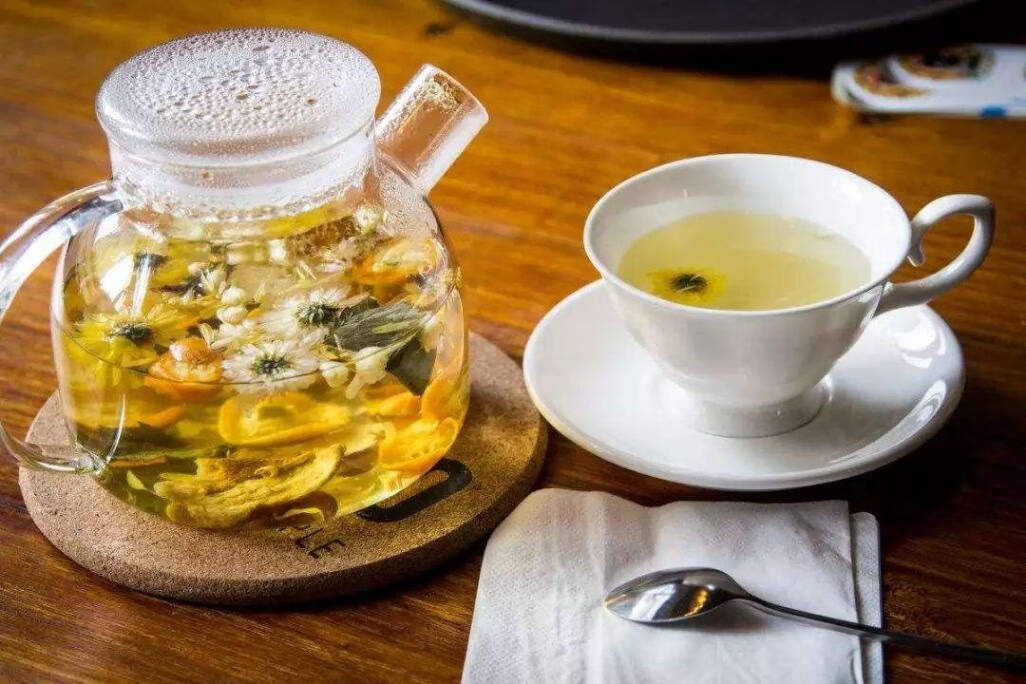 曾经我也是一个迷恋奶盖，沉迷香醇绵密，嗜糖如命的g