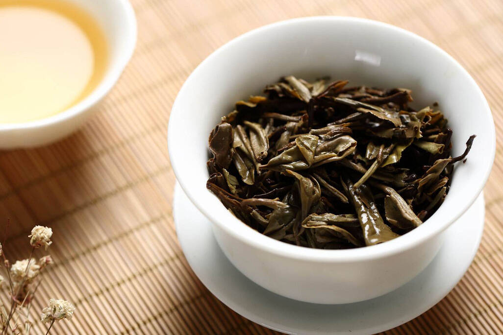 老白茶内含的果胶物质远高于其它
