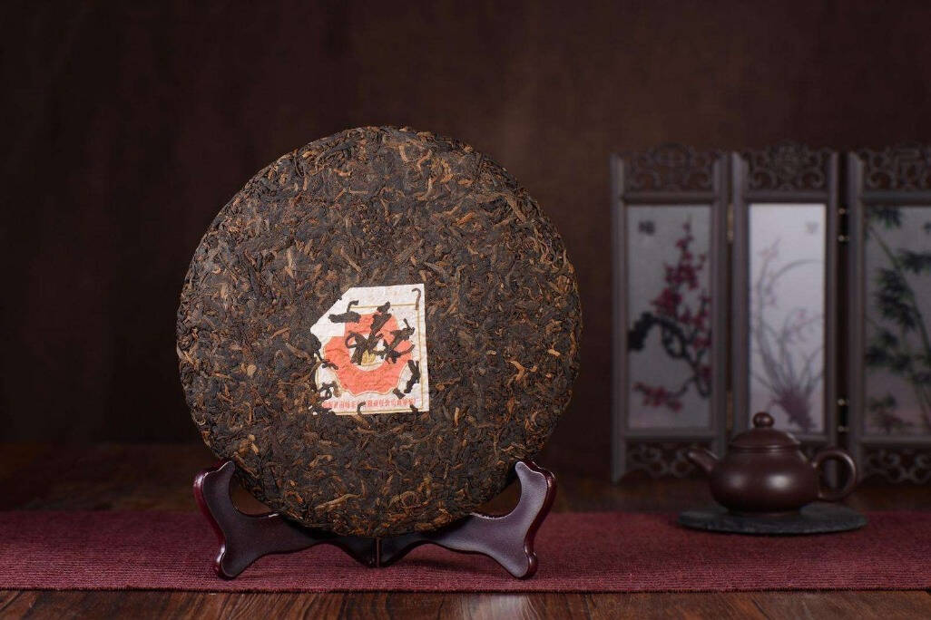 一个品字三个口，品普洱茶只需再
