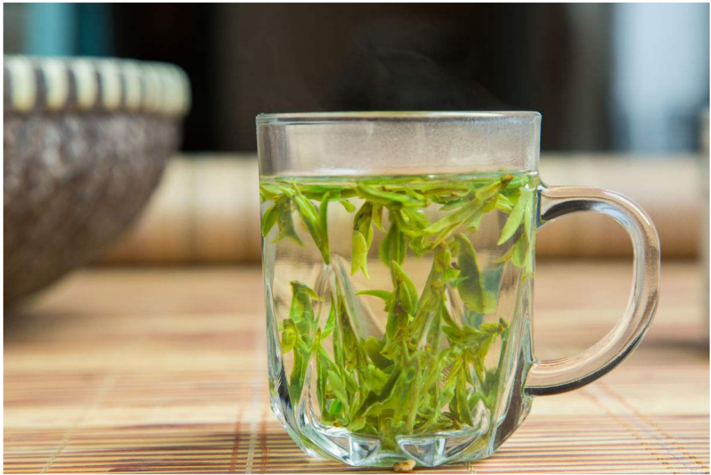 喝茶小知识。茶可预防老年痴呆，