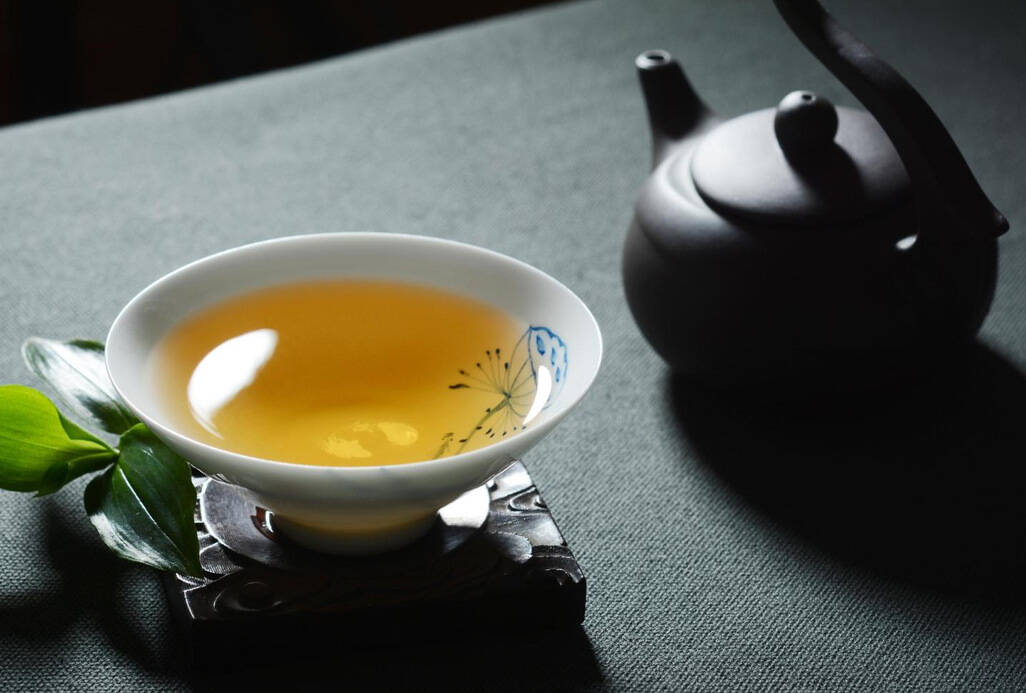 刚出仓普洱不好喝，可能是你的醒
