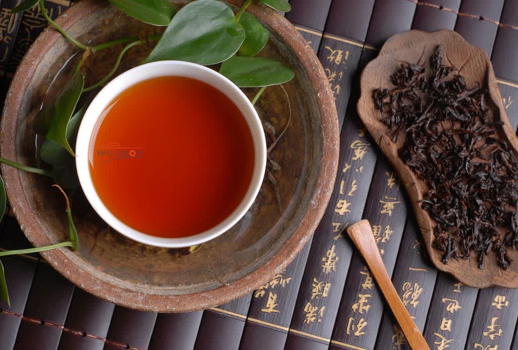 若把老茶比老酒,相似之处何其多