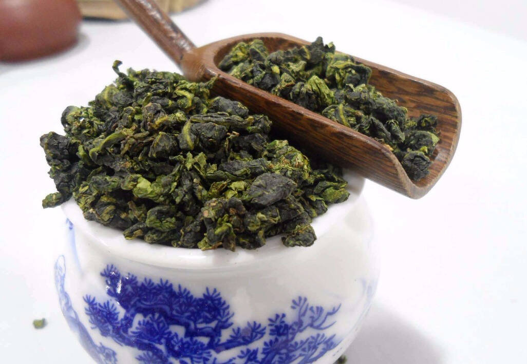 中国的茶文化历史悠久。中国现在有各种各样的茶。它们
