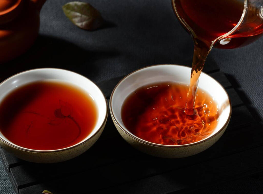 一片树叶的蜕变:普洱茶的精加工