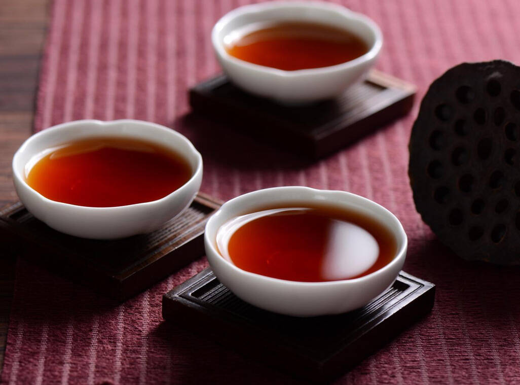 普洱紧茶知道怎么看了,普洱散茶
