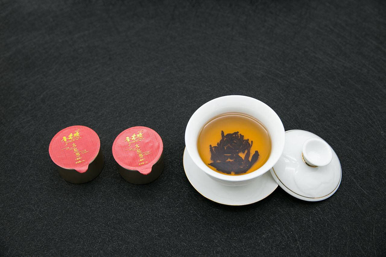 中秋节是中国的传统节日，代表了一家人团聚的日子。在