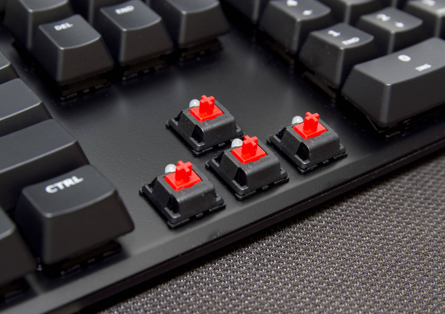 hyperx alloy阿洛伊红轴机械键盘,为电竞而生