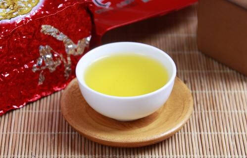 铁观音乌龙茶的泡法：用盖碗茶如