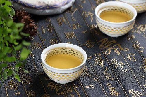 普洱生茶是不是“这些地方”吸引