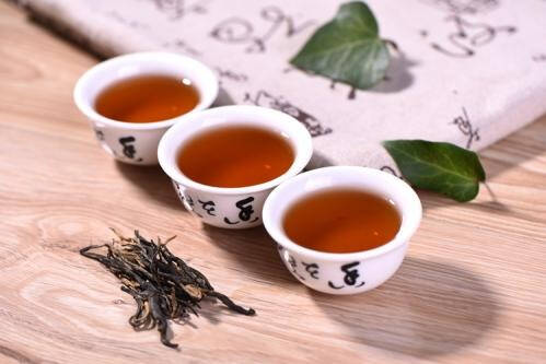 普洱茶是越陈越香，历经千年的时