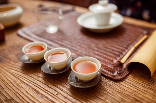 养胃又降火,茶友夏季必备茶叶盘