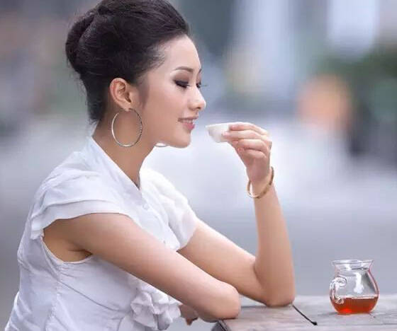 茶，可炫富，古树茶价高难求，茶