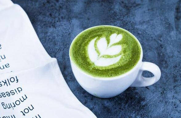 三种抹茶拿铁的做法，让你在家享