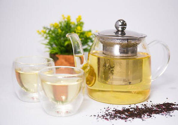 静谧午后阳光正好，品一铭香茶度